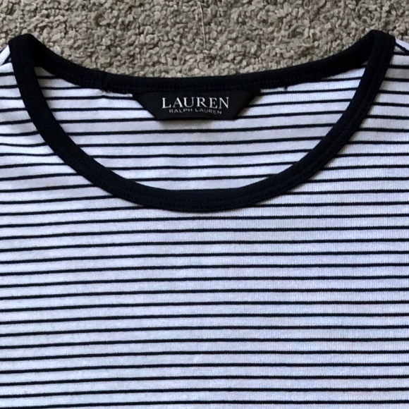 Ralph Lauren Short Sleeve T-shirt. - Picture 2 of 4